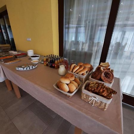 Ponty-Poronty Vendeghaz Hotell Nagybaracska Exteriör bild