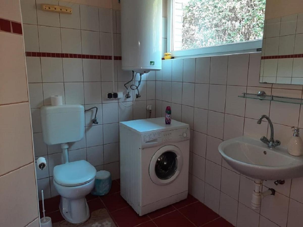 Ponty-Poronty Vendeghaz Hotell Nagybaracska Exteriör bild