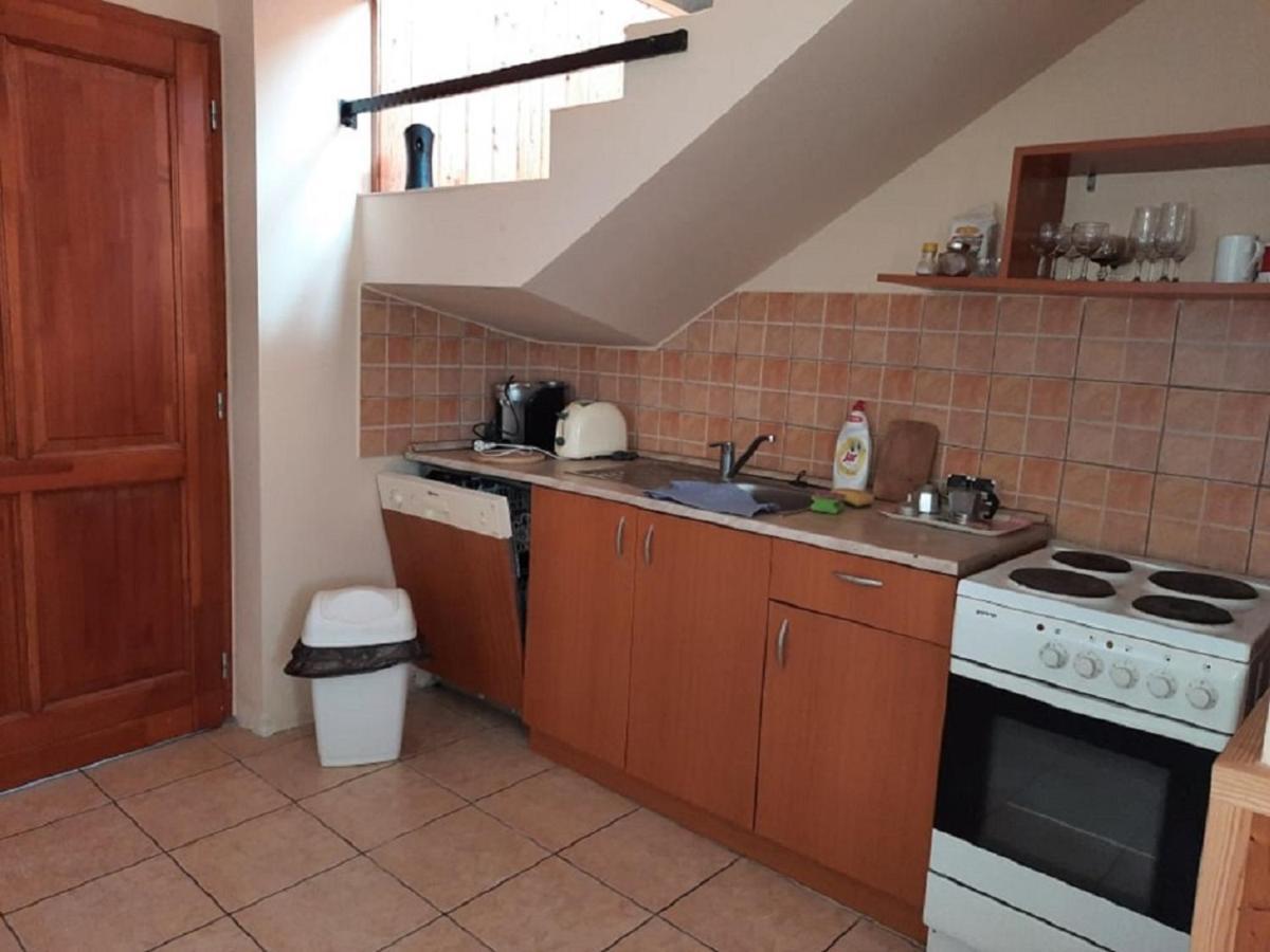 Ponty-Poronty Vendeghaz Hotell Nagybaracska Exteriör bild