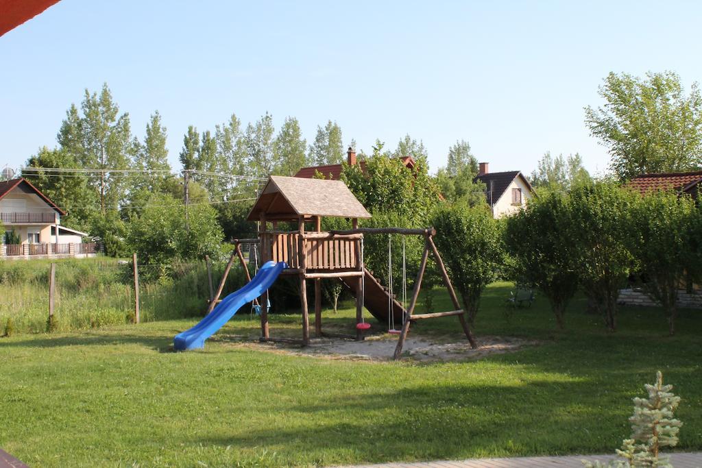 Ponty-Poronty Vendeghaz Hotell Nagybaracska Exteriör bild